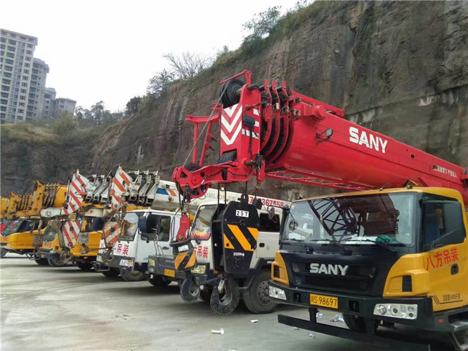 路南区吊车出租按什么计费？台班费、单次费、里程费怎么算？